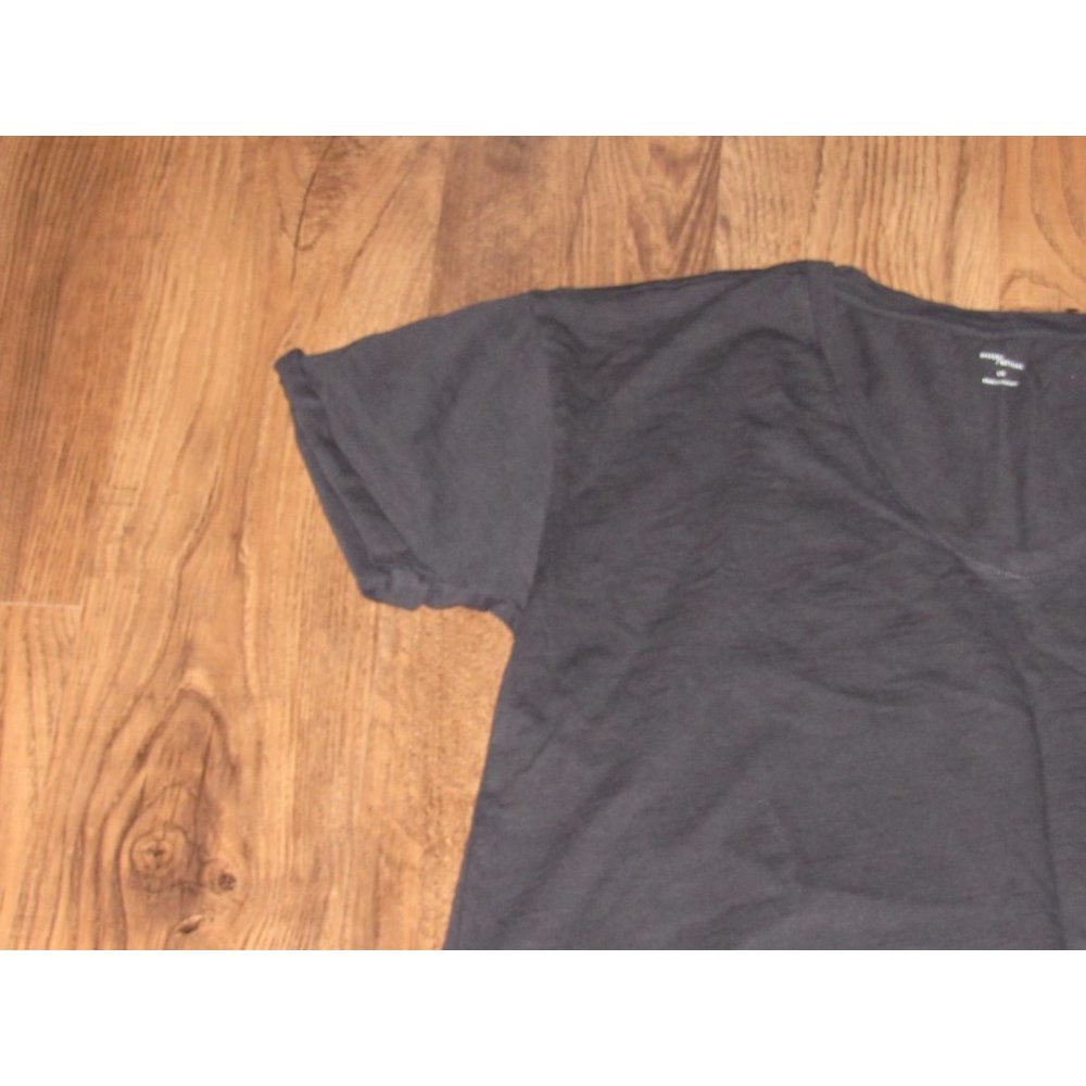 Daily Ritual Men's Extended V-Neck T-shirt - Large - Picture 5 of 5